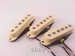 Benson Custom Warm 63's set compatible with a Stratocaster