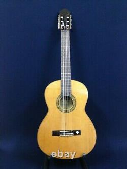 Miguel Almeria 20-CR Solid Cedar Top, Nylon String Classical Guitar+Free Gig Bag