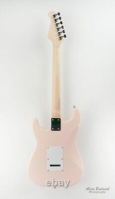 Tease Guitars Bubble Gum Pink ST-1 SPR Strat SS Frets 18-1 Tuners