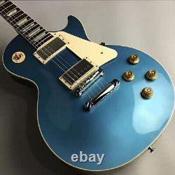 Gibson Les Paul Standard 50s Plain Top Pelham Blue 2023<br/>	   <br/>	La Gibson Les Paul Standard 50s Plain Top Pelham Blue 2023