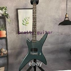 Guitare électrique Chuck Stealth bleu foncé métallique sur mesure avec pièces chromées et micro H.