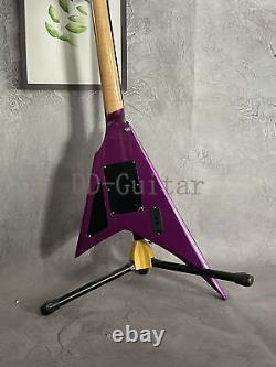 Guitare électrique solide violette à corps en acajou avec forme en V et jeu de micros SH intégré