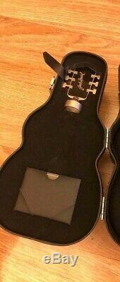 Rare Ensemble Complet Jack Daniels 70cl Guitar Case Holding Bouteille Du Ru (0)