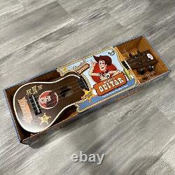 VTG 2010 Toy Story WOODY'S ROUNDUP 20 4 STRING GUITAR COLLECTOR'S EDITION MIB

<br/>	
		 <br/>		Traduction en français: Édition Collector de la guitare à 4 cordes VTG 2010 Toy Story WOODY'S ROUNDUP 20 MIB